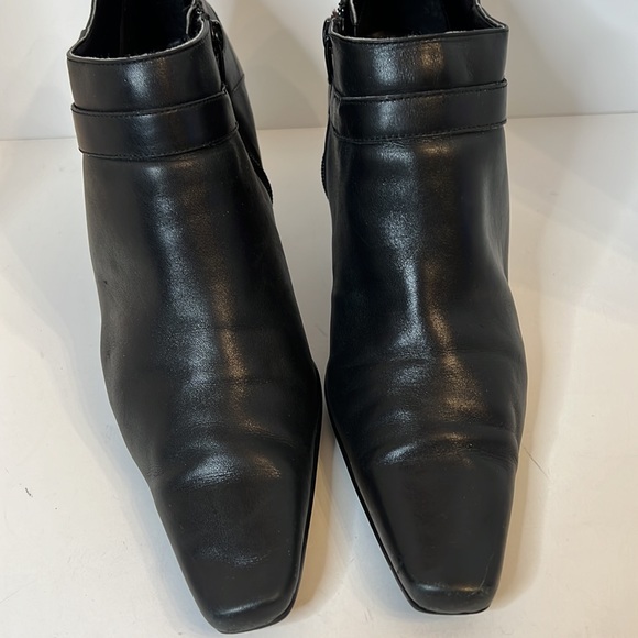 APOSTROPHE FONDA BLACK LEATHER SQUARE TOE ANKLE BOOT SZ 11 - Picture 2 of 16